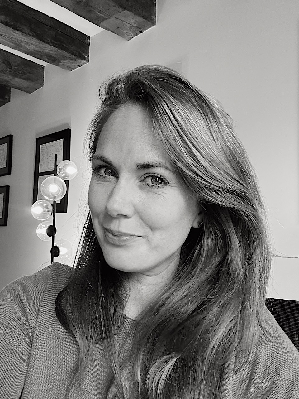 Laura Bell